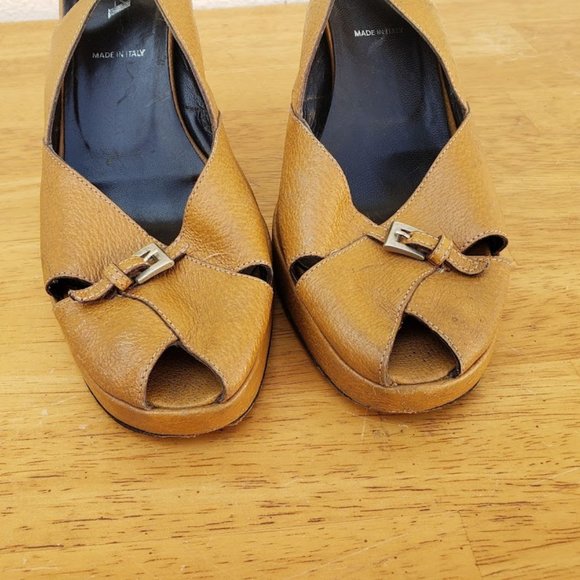 Vintage PRADA Camel Peep Toe Platform Heels - Picture 5 of 10